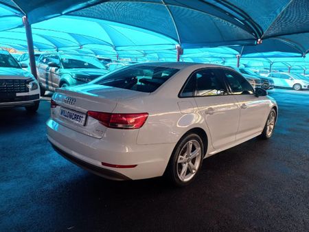 2017-Audi-A4-14-TFSI-Auto_3