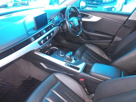 2017-Audi-A4-14-TFSI-Auto_8