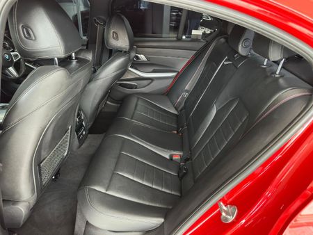 2020-BMW-3-Series-330is-Edition_11