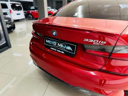 2020-BMW-3-Series-330is-Edition_16