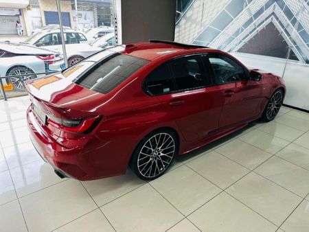 2020-BMW-3-Series-330is-Edition_5