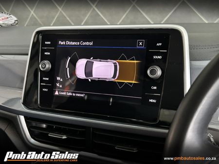 2022-Volkswagen-T-Roc-14-TSI-Design-Auto_10