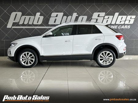2022-Volkswagen-T-Roc-14-TSI-Design-Auto_3