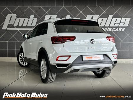 2022-Volkswagen-T-Roc-14-TSI-Design-Auto_4
