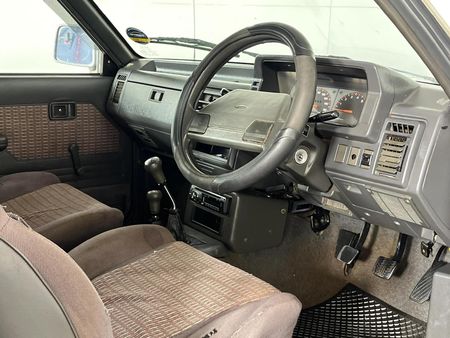 1992-Ford-Courier-3000-4x4-Leisure-Double-Cab_7