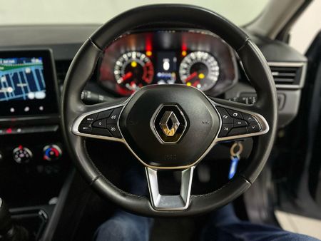 2024-Renault-Clio-V-10T-Zen_6