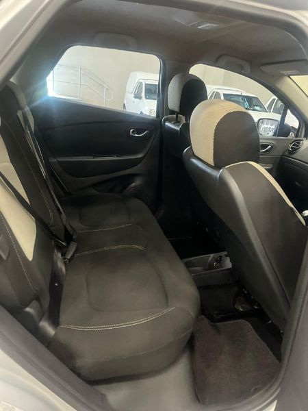 2019-Renault-Captur-900T-Dynamique-66kW_2