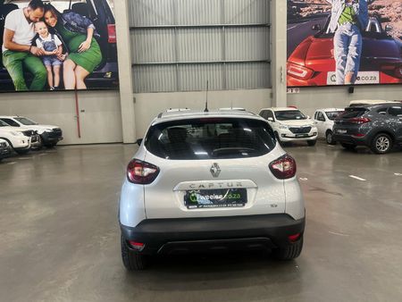 2019-Renault-Captur-900T-Dynamique-66kW_3