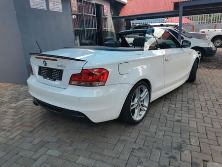 2013-BMW-1-Series-125i-Convertible-M-Sport-Auto_2