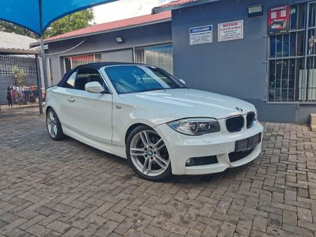 2013-BMW-1-Series-125i-Convertible-M-Sport-Auto_4