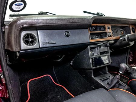1983-Ford-Cortina-XR6_24