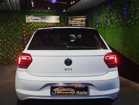 2021-Volkswagen-Polo-20-GTI-Auto-147kW_20