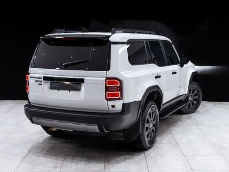 2025-Toyota-Land-Cruiser-Prado-VX-R-28GD-Auto_4
