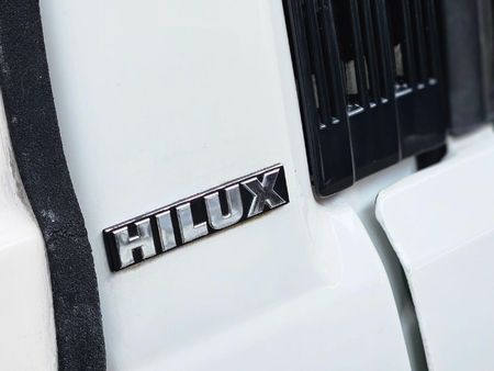 1988-Toyota-Hilux-2200-SRX-Single-Cab_9