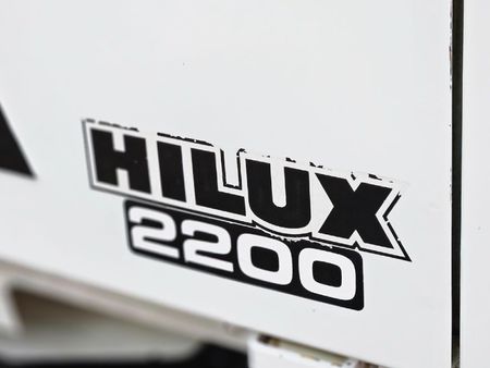 1988-Toyota-Hilux-2200-SRX-Single-Cab_11