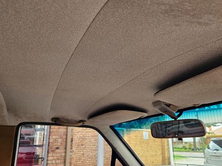 1988-Toyota-Hilux-2200-SRX-Single-Cab_29