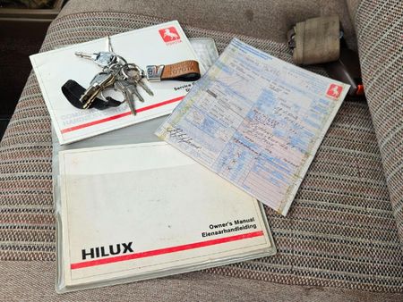 1988-Toyota-Hilux-2200-SRX-Single-Cab_31