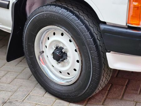 1988-Toyota-Hilux-2200-SRX-Single-Cab_7