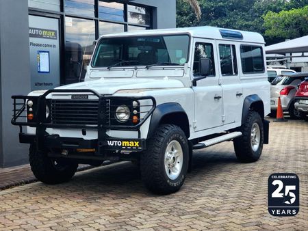 1989-Land-Rover-Defender-110-Cup-V8-Station-Wagon_0