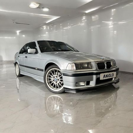 1997-BMW-3-Series-318i-Motorsport_0