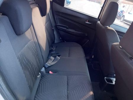 2021-Suzuki-Swift-12-GLX_10