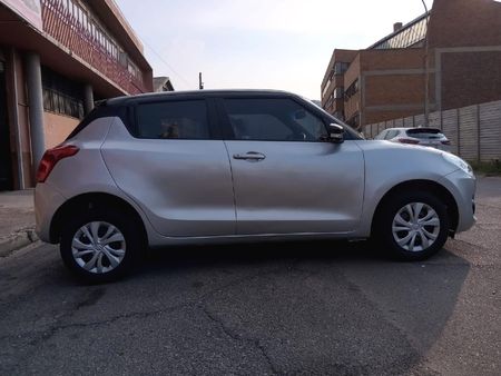 2021-Suzuki-Swift-12-GLX_4