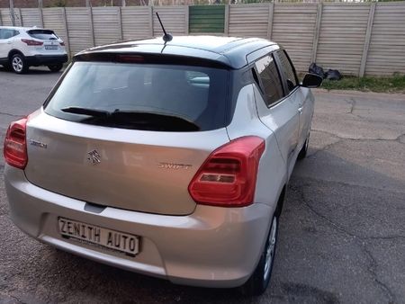 2021-Suzuki-Swift-12-GLX_7