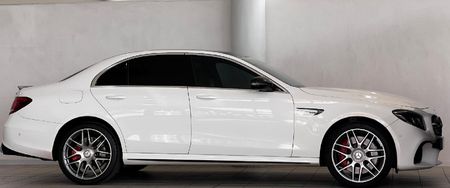2018-Mercedes-AMG-E-Class-E63-S-AMG-4Matic_6