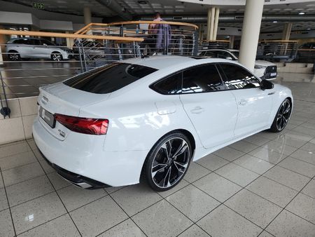 2021-Audi-A5-Sportback-20-TDI-quattro-Auto-S-Line-40-TDI_1
