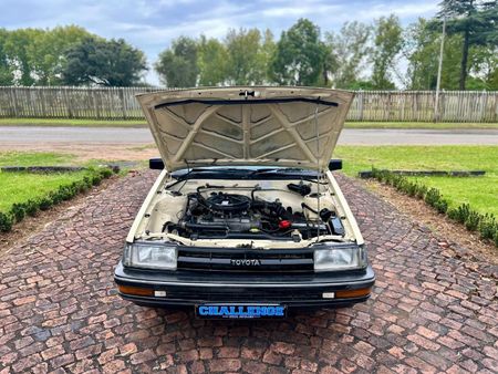 1988-Toyota-Corolla-16-GL_19