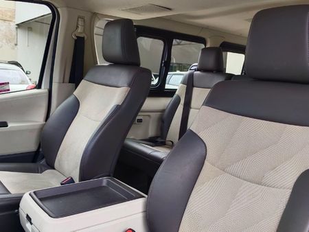 2022-Toyota-Quantum-28-GL-11-seat_17