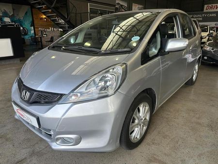 2013-Honda-Jazz-15-Elegance-Auto_0