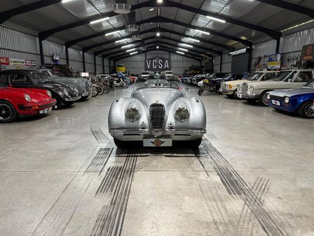 1952-Jaguar-XK120-Roadster_0