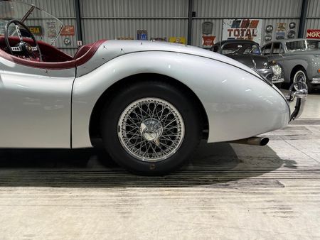 1952-Jaguar-XK120-Roadster_6