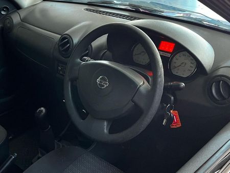 2017-Nissan-NP200-15-dCi-ICE_4