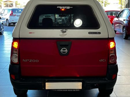 2017-Nissan-NP200-15-dCi-ICE_6