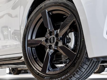 2025-Audi-A1-Sportback-30-TFSI-Black-Edition-S-Tronic_7