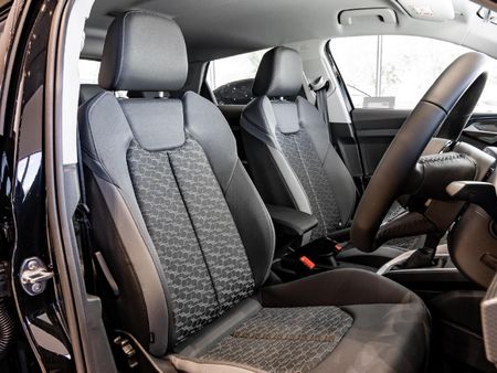 2025-Audi-A1-Sportback-30-TFSI-Black-Edition-S-Tronic_9