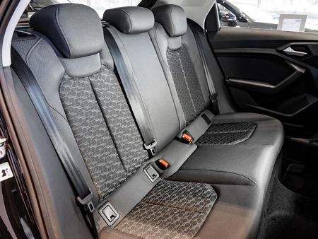 2025-Audi-A1-Sportback-30-TFSI-Black-Edition-S-Tronic_10