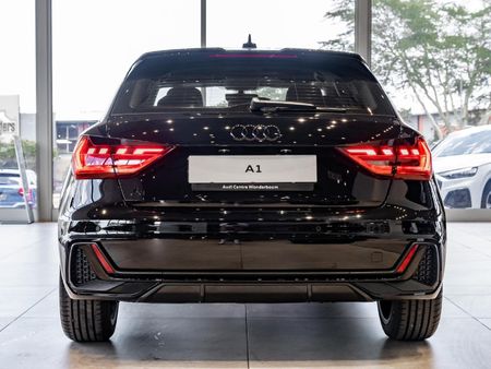 2025-Audi-A1-Sportback-30-TFSI-Black-Edition-S-Tronic_5