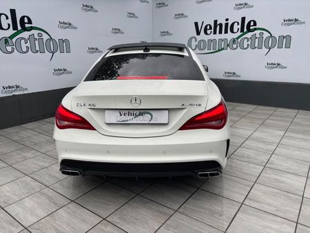 2015-Mercedes-AMG-CLA-45-AMG_4
