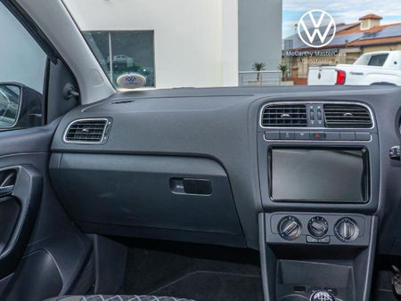 2025-Volkswagen-Polo-Vivo-SMOKEY-GREY_14