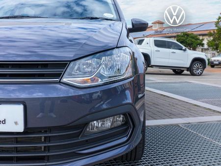 2025-Volkswagen-Polo-Vivo-SMOKEY-GREY_2