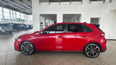 2020-Hyundai-i30-N-20-TGDI_17