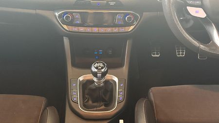 2020-Hyundai-i30-N-20-TGDI_8