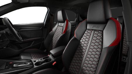 2025-Audi-RS3-Quattro-Auto_7