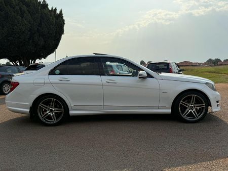 2014-Mercedes-Benz-C-Class-C200-EDITION-C-AUTO_6