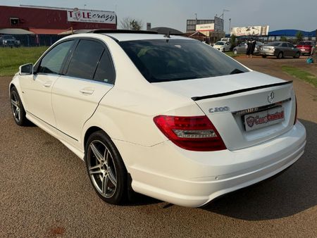 2014-Mercedes-Benz-C-Class-C200-EDITION-C-AUTO_8