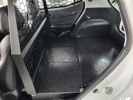 2026-Hyundai-Grand-i10-10-Motion-Cargo-panel-van_10