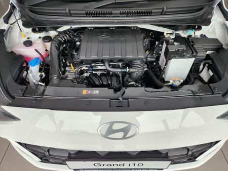 2026-Hyundai-Grand-i10-10-Motion-Cargo-panel-van_7